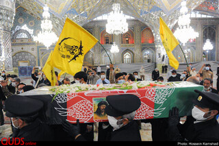 وداع با پیکر شهید «نسیم افغانی» در حرم مطهر رضوی