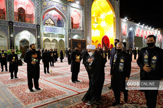 آئین خطبه خوانی شب عاشورا در حرم مطهر رضوی