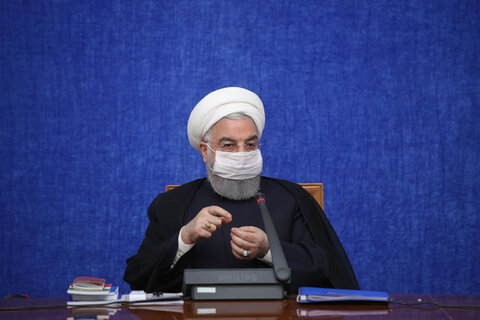 روحانی:مردم برای کمبودها و مشکلات اگر می‌خواهند لعن و نفرین کنند آدرسش کاخ سفید است 3