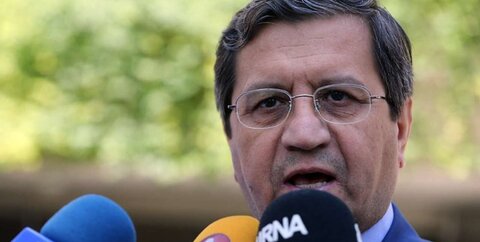 بانک مرکزی: ۱۸.۵ میلیارد دلار تامین ارز کردیم/ صادرات نفت افزایشی شد
همتی
