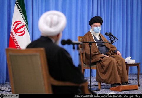 برای رفع تحریم ها چندین سال مذاکره کردیم اما به نتیجه نرسید/به بیگانگان نمیتوان اطمینان کرد و به امید گشایش آنها بود رهبر