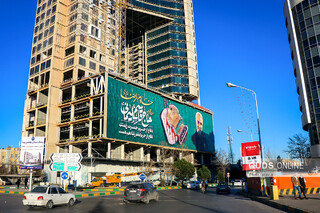 بزرگترین دیوارنگاره کشور منقش به تصویر خادم الرضا(علیه السلام) سردار شهید حاج قاسم سلیمانی