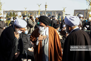 مراسم وداع با پیکر آیت الله مصباح یزدی(ره) در حرم مطهر رضوی