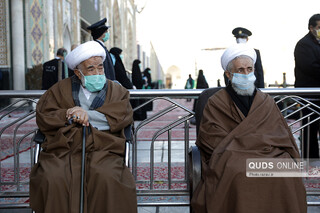 مراسم وداع با پیکر آیت الله مصباح یزدی(ره) در حرم مطهر رضوی