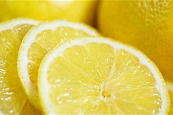 آغاز برداشت ۳۳ هزار تن لیمو شیرین از باغات میناب