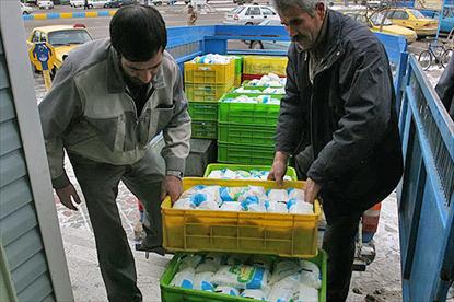 وقتی پیشگیری از بیماریها قربانی گرانی شیر میشود/ مصرف لبنیات ایرانیان هر روز کمتر ازدیروز/ منتظر سونامی بیماری درسالهای اینده باشید