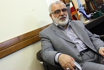 آر پی جی زنی که وزیر شد/ روایت مصدومیت شیمیایی معاون دادستان