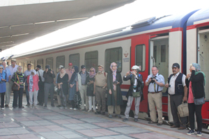 قطار گردشگران  اروپایی وارد  ایستگاه یزد شد 

