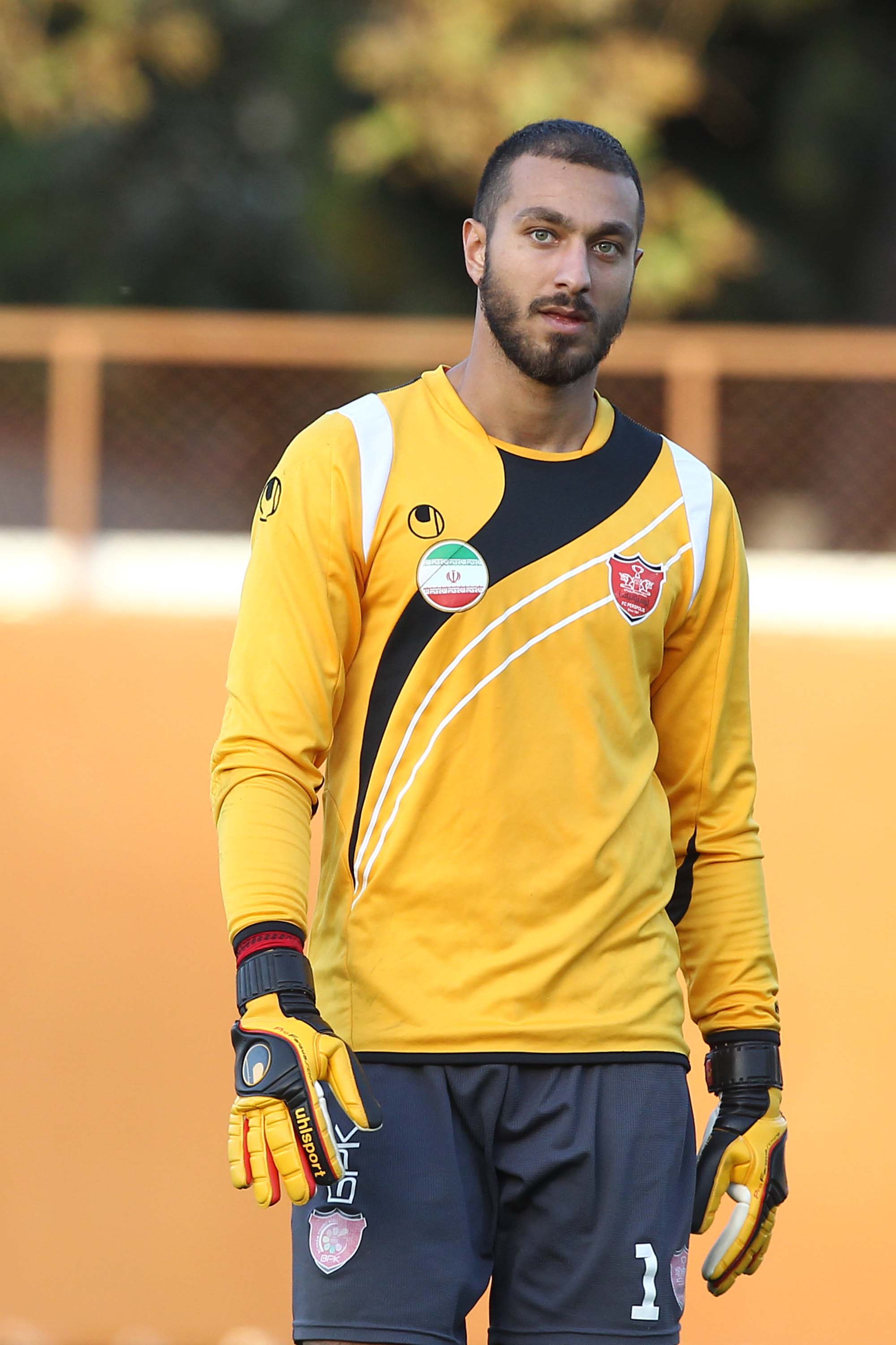 مکانی: گلر رئال هم باشم با اين شرايط مي روم