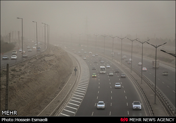 هوای تهران ناسالم است/ اقدسیه آلوده ترین منطقه پایتخت