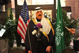 وزیر گارد ملی عربستان: مخالفان سوری را آموزش می‌دهیم / به دوستان آمریکایی‌مان می‌بالیم