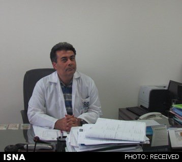 تیم ویژه پلیس برای دستگیری اسیدپاشان/ عیادت وزیر بهداشت از پزشک قربانی اسیدپاشی