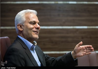 سال ۸۲ برخی نمایندگان دانشجویان را به ادامه اغتشاش تحریک می‌کردند
