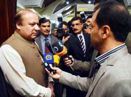 نخست وزیر پاکستان: خواستار روابطی محکم تر با ایران هستیم
