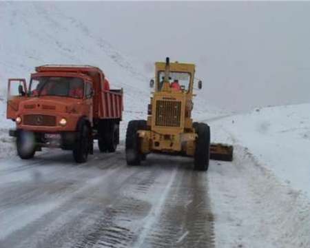 فعالیت زمستانه حدود 15 هزار راهدار در جاده های برفگیر کشور آغاز شد