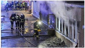 آتش سوزی "عمدی" در مسجدی در سوئد چند مجروح برجای گذاشت