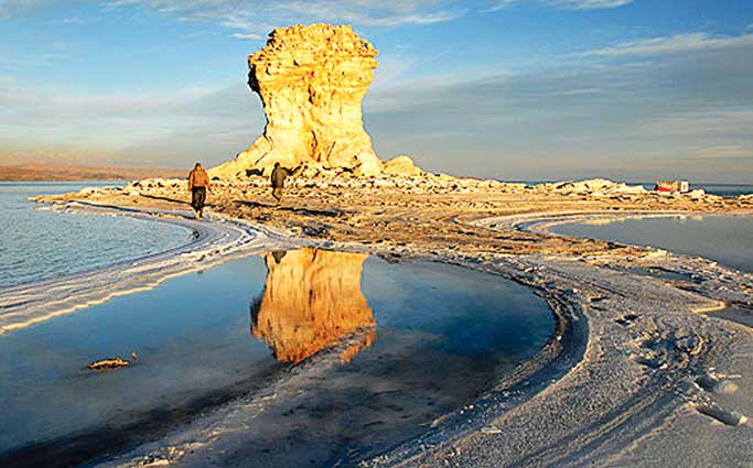 احیای دریاچه ارومیه در انتظار اقدامهای عملی دولت