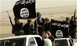 حضور نقاب‎پوش‌ها با پرچم‎ سیاه در هلمند/هویت داعشی افراد در ابهام