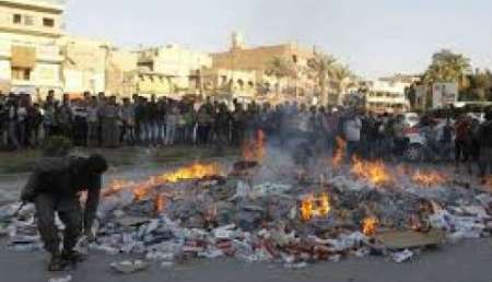 داعش 8هزار جلد کتاب خطی کمیاب را در موصل سوزاند