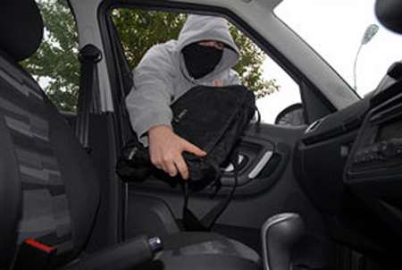 توصیه هایی پلیس در زمینه پیشگیری از سرقت وسیله نقلیه در مسافرت