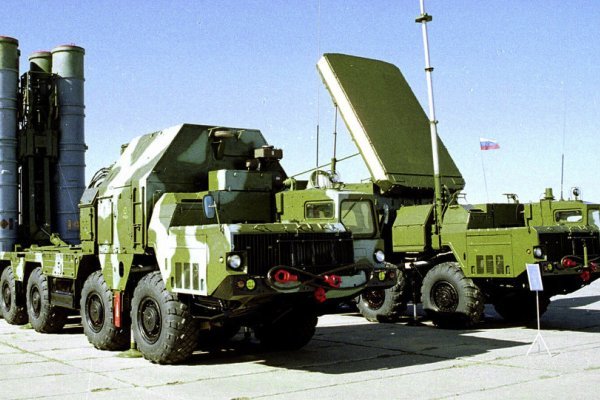 ریابکوف :سامانه اس-۳۰۰ طبق قرارداد جدید به ایران تحویل می شود