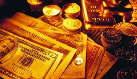 آخرین نوسانات قیمت طلا و ارز در بازارهای جهانی
