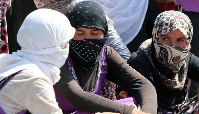 مزایده زنان ایزدی توسط داعش به صورت برهنه