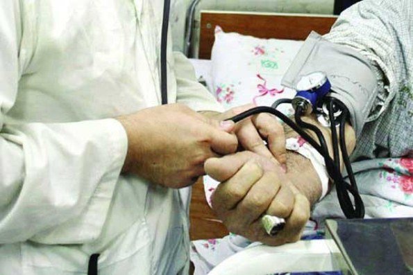 بیمارستان‌ها حق دریافت وجه را از افراد تحت پوشش بیمه جانبازی ندارند