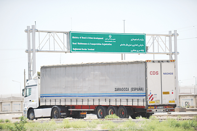 کالاهای ایرانی  «صادرات گریز»  شده اند