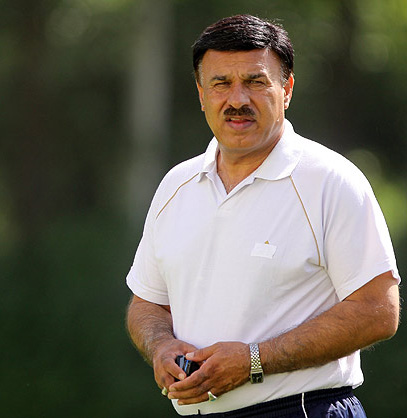 خبرفوري: پرويزمظلومي درآستانه سرمربيگري استقلال