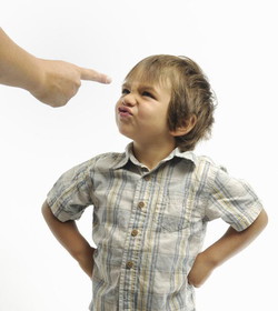 چرا برخی کودکان دروغ می‌گویند؟