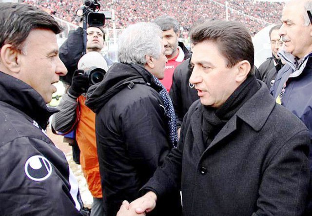 مظلومي بعد ازطعنه به قلعه نويي با اوتماس گرفت