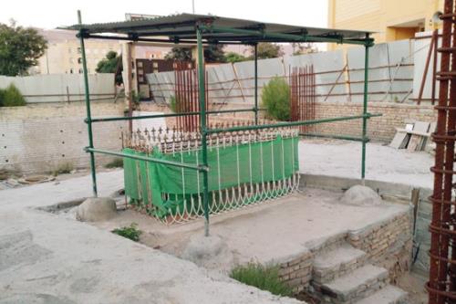 اندر حکایت اثر تاریخی بر باد رفته؛ مقبره «شاه حسین ولی» بلاتکلیف میان ۲ تصمیم