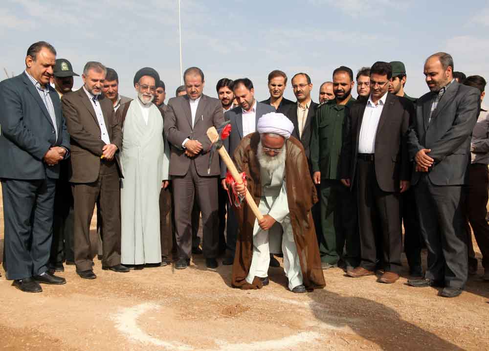 مراسم کلنگ زنی  احداث ساختمان دادگاه عمومی بخش زارچ انجام شد