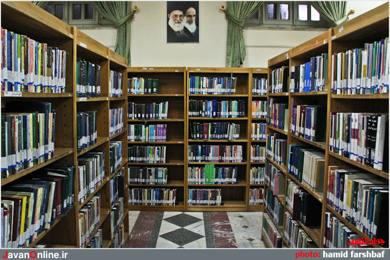 ۷۰۰ اثر ارزشمند شیخ مفید در کتابخانۀ مرکزی آستان قدس رضوی نگهداری می شود