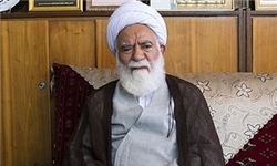 «مرگ بر آمریکا» از سخنرانی بهشتی آغاز شد/ دشمنی امروز آمریکا با ایران در حد اعلاست/ نگرانی و ناراحتی هاشمی از محکومیت فرزندش