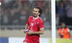 سهم بازیکن ایرانی در خداحافظی داور قطری! + عکس