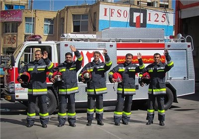 تامین ایمنی راهپیمایان روز قدس در اصفهان  با حضور ۵۰ نیروی آتش نشان