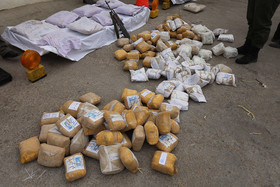 دستگیری ۲ قاچاقچی با ۴۰ کیلو تریاک در الیگودرز