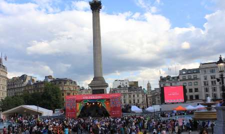 جشنواره عید فطر با حضور گسترده مسلمانان در قلب لندن برگزار شد