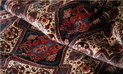 ارتزاق ۵ میلیون نفر از صنعت فرش در کشور/ یک ششم جمعیت آذربایجان‌شرقی فرشباف هستند