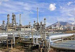 ایران در تولید بنزین خودکفا می‌شود/ تولید ۱۲ میلیون لیتر بنزین یورو ۴ از ستاره خلیج‌فارس