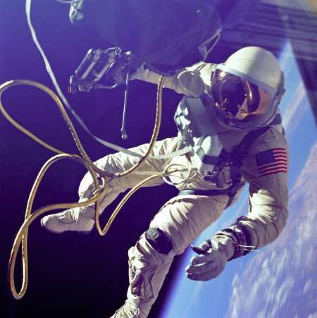 فراخوان ناسا برای طراحی برنامه نرم افزاری ساعت هوشمند فضانوردان