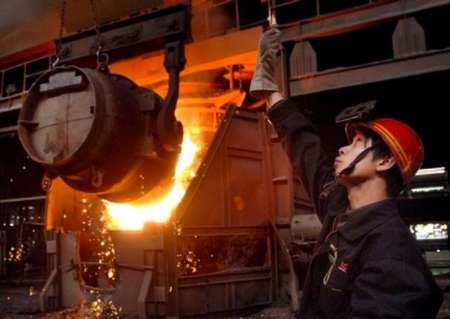 تولید فولاد خام چین بعد از ۲۰ سال کاهش یافت
