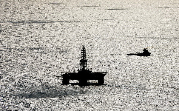 سوئیس تحریم‌ نفت ایران را لغو کرد/ بازگشت ۳ غول نفتی سوئیس