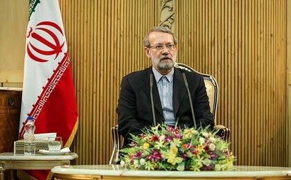 ایران درپی وحدت و وفاق دریمن است/اختیار حل مسائل را باید به خود ملت ها داد