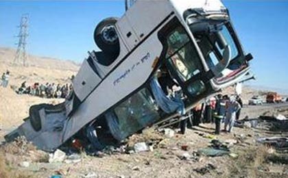 واژگونی خودرو حامل زائران عراقی در همدان/کشته شدن ۱۱ نفر