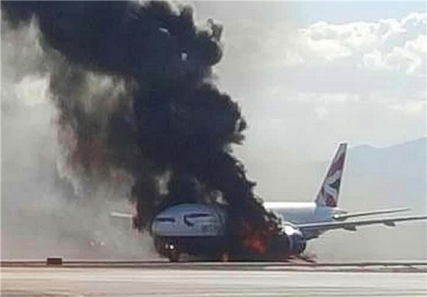 هواپیمای مسافربری انگلیسی آتش گرفت