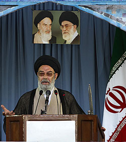 مذاکره با کسانی که با دین خدا خصومت دارند منطقی نیست مذاکره با کسانی که با دین خدا خصومت دارند منطقی نیست
