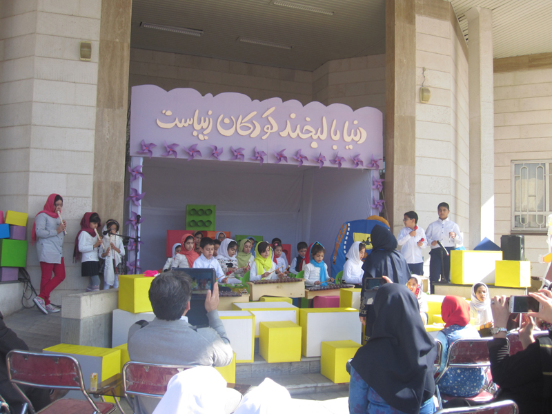 گزارشی از جشن صلح و دوستی درنمایشگاه هفته ملی کودک 